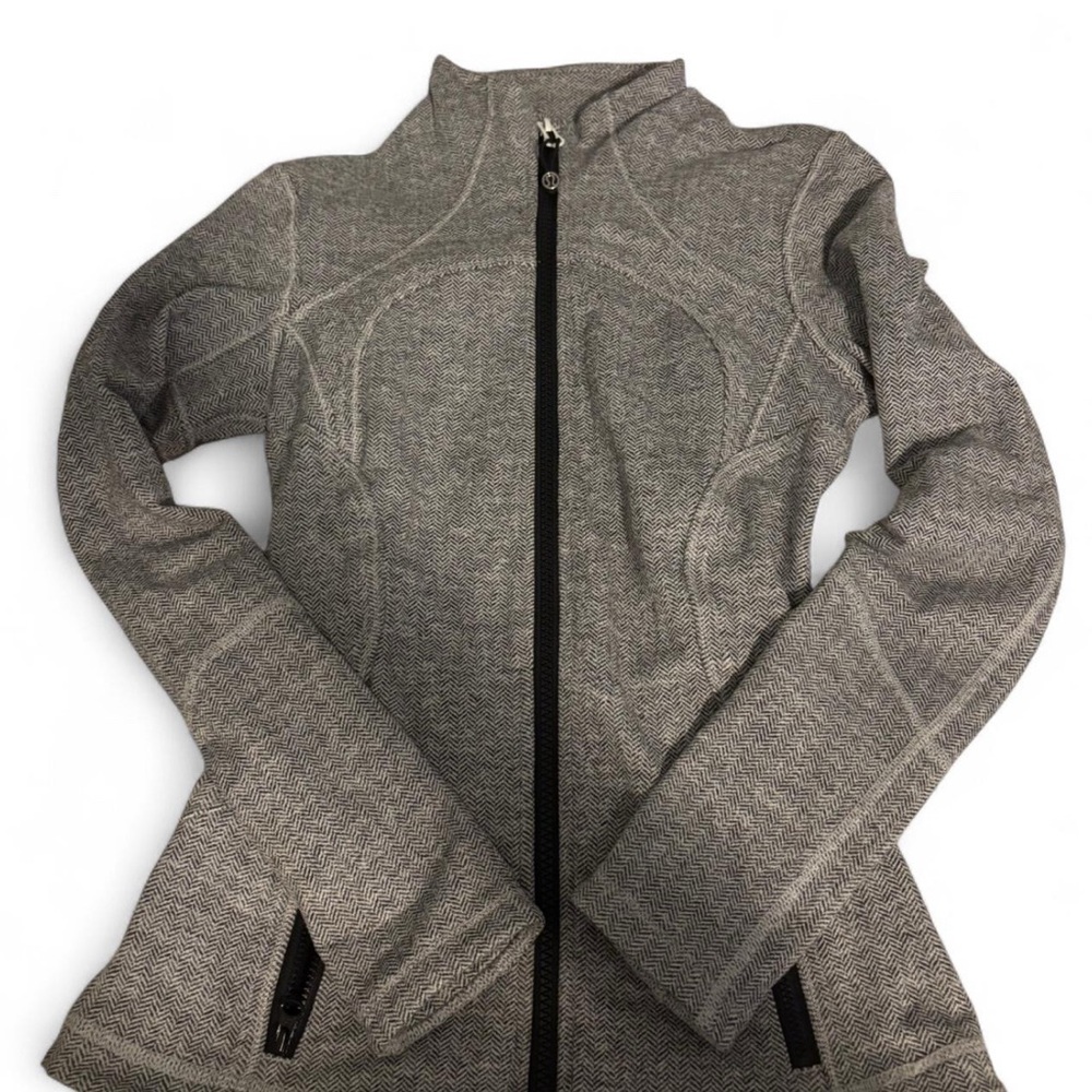 Lululemon Athletica Gray Ski Jacket